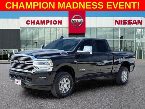 Diamond Black Crystal Pearlcoat 2024 RAM 2500 Laramie Crew Cab 4x4 6'4' Box