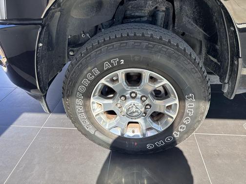 2024 RAM 2500 Laramie Crew Cab 4x4 6'4' Box