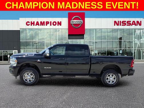 Diamond Black Crystal Pearlcoat 2024 RAM 2500 Laramie Crew Cab 4x4 6'4' Box