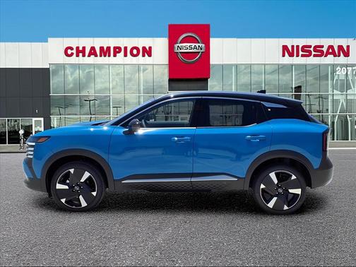 2025 Nissan Kicks SR