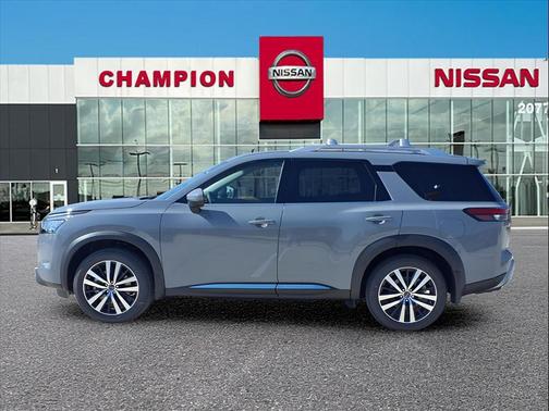 2025 Nissan Pathfinder Platinum FWD