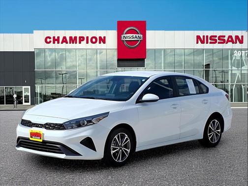 2022 Kia Forte LXS