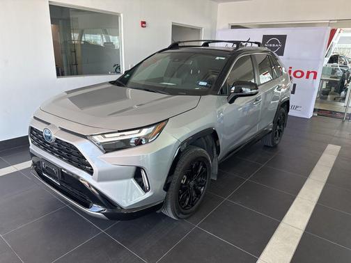 2024 Toyota RAV4 Hybrid SE