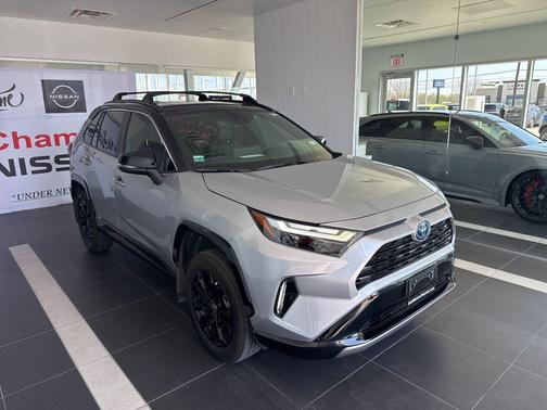 2024 Toyota RAV4 Hybrid SE