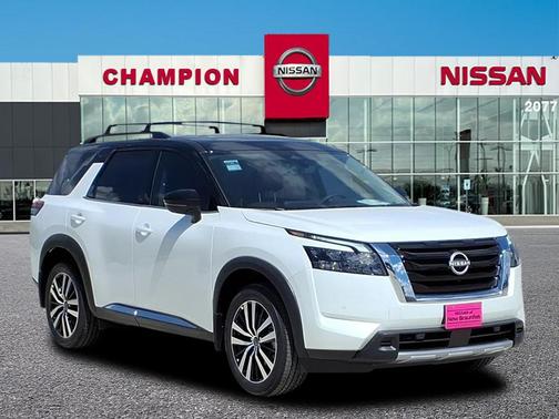 2025 Nissan Pathfinder Platinum FWD