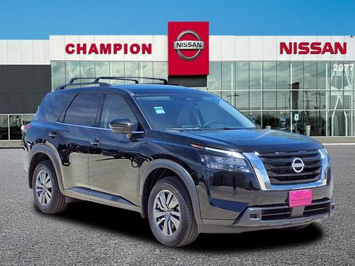 2025 Nissan Pathfinder SV FWD