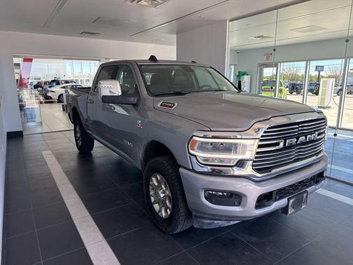 2024 RAM 2500 Laramie Crew Cab 4x4 6'4' Box