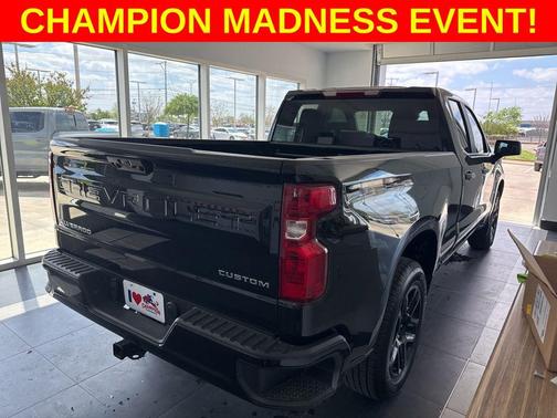 2025 Chevrolet Silverado 1500 Custom