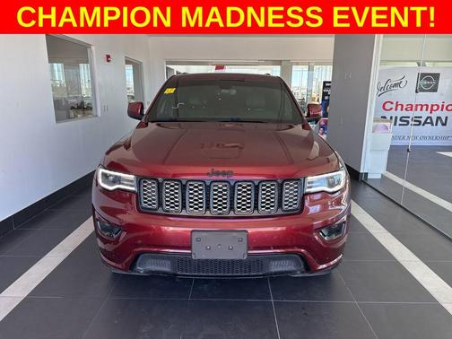 Velvet Red Pearlcoat 2022 Jeep Grand Cherokee Laredo