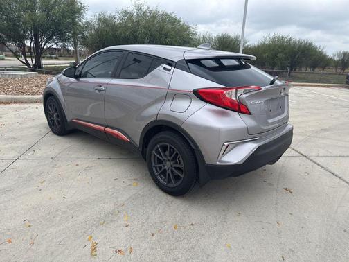 2019 Toyota C-HR LE