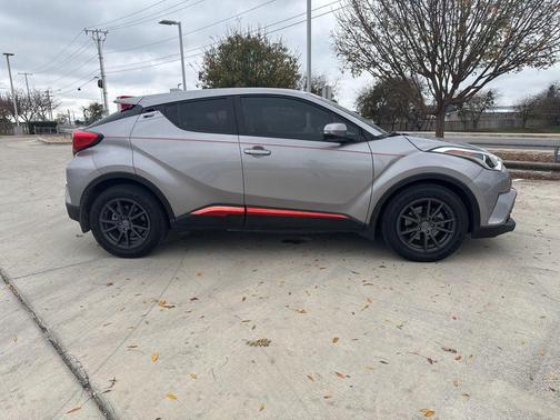 2019 Toyota C-HR LE