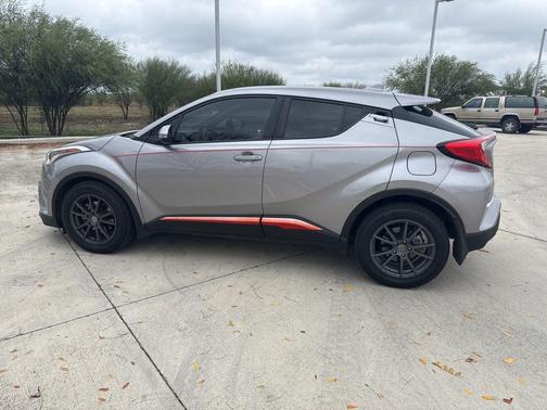 2019 Toyota C-HR LE