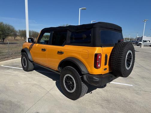 2022 Ford Bronco Badlands