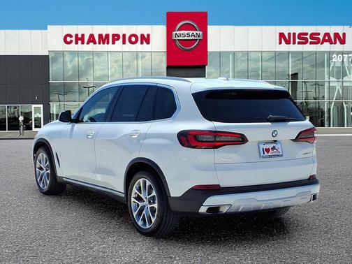 2023 BMW X5 xDrive40i