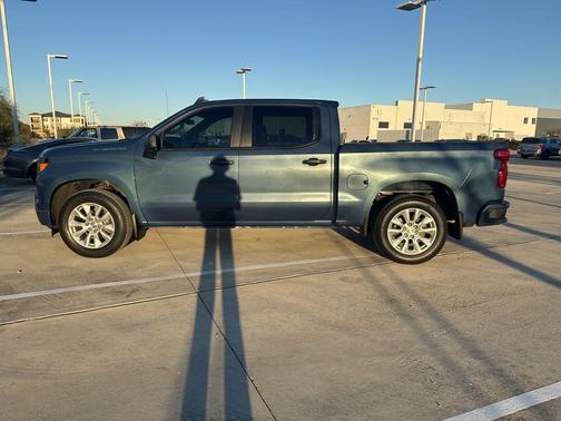 2024 Chevrolet Silverado 1500 Custom