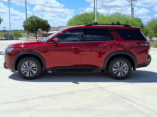 2025 Nissan Pathfinder SV FWD