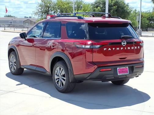 2025 Nissan Pathfinder SV FWD
