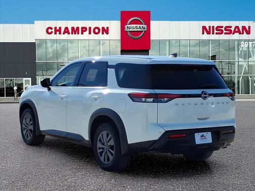 2024 Nissan Pathfinder S FWD