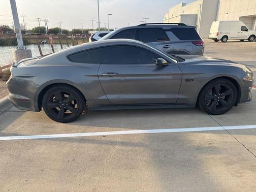 2021 Ford Mustang GT Premium