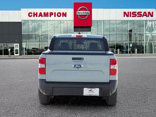 2024 Ford Maverick XL