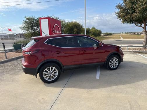 2020 Nissan Rogue Sport S