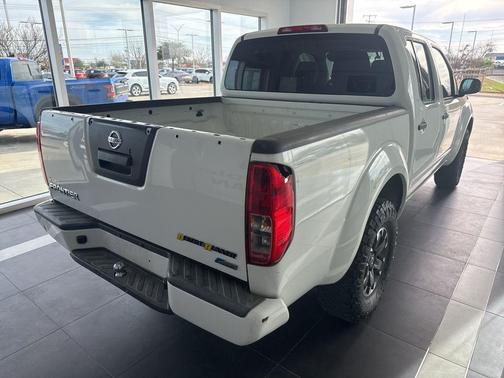 2019 Nissan Frontier Desert Runner