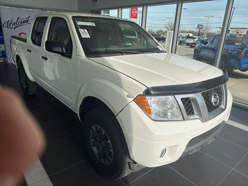 2019 Nissan Frontier Desert Runner