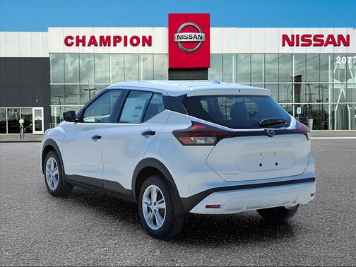 2025 Nissan Kicks S