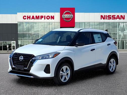 2025 Nissan Kicks S