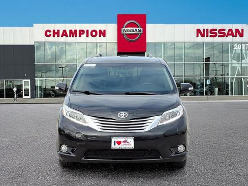 2017 Toyota Sienna Limited Premium