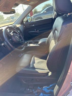 2022 Nissan Pathfinder SL 2WD