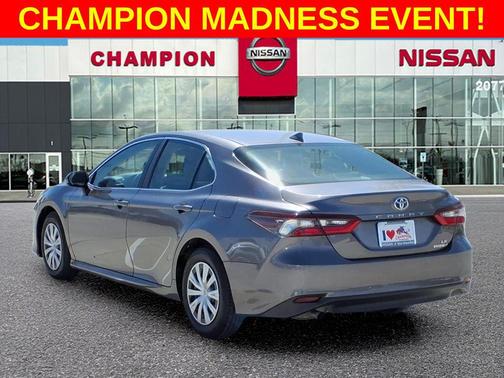 2022 Toyota Camry LE