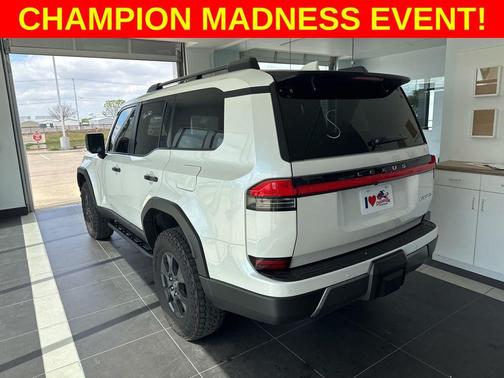 Eminent White Pearl 2024 Lexus GX 550 Overtrail