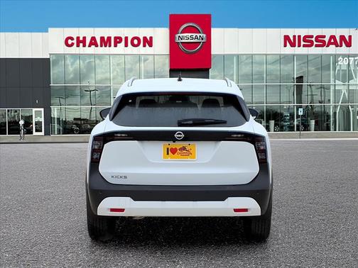 2026 Nissan Kicks SV