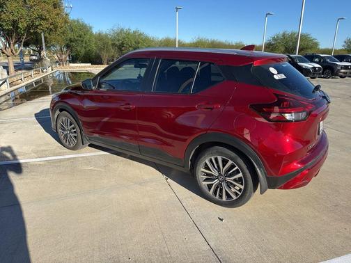 2021 Nissan Kicks SV