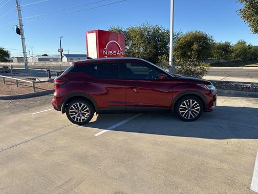 2021 Nissan Kicks SV