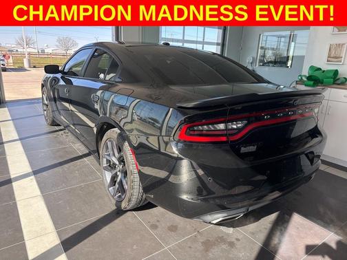 2019 Dodge Charger SXT