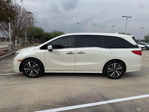 2019 Honda Odyssey Elite