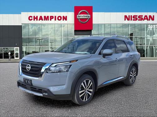 2025 Nissan Pathfinder Platinum FWD