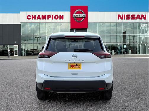 2026 Nissan Rogue SV