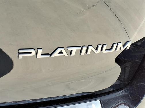 2025 Nissan Armada Platinum 2WD