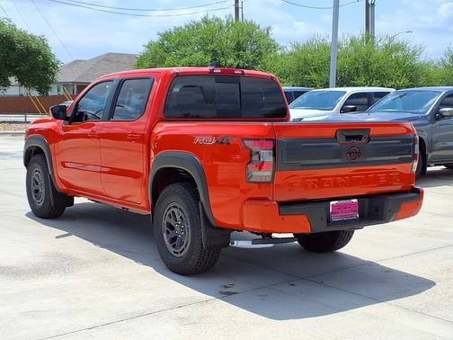 2025 Nissan Frontier PRO-4X