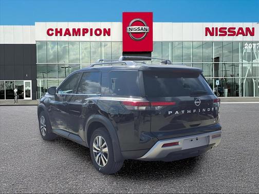 2025 Nissan Pathfinder SL FWD