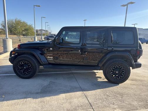 2022 Jeep Wrangler Unlimited Sahara