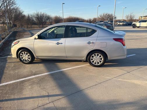 2017 Nissan Versa 1.6 SV