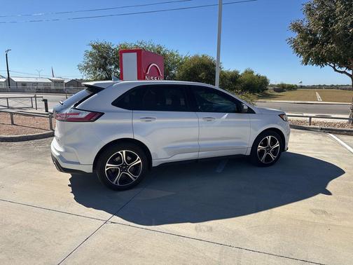 2019 Ford Edge ST