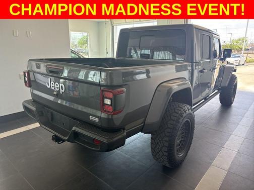 Granite Crystal Metallic Clearcoat 2020 Jeep Gladiator Overland