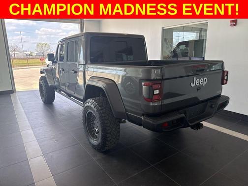 Granite Crystal Metallic Clearcoat 2020 Jeep Gladiator Overland