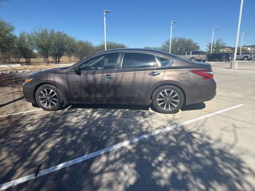 2016 Nissan Altima 2.5 SV