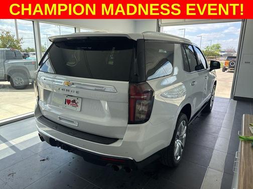 Iridescent Pearl Tricoat 2024 Chevrolet Tahoe 2WD High Country